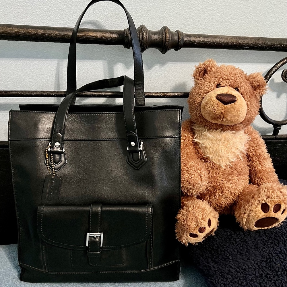 Large Black Leather Coach Tote Bag- (like new!)